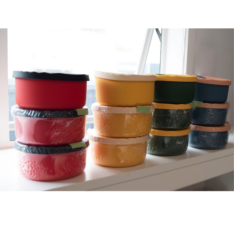 Load image into Gallery viewer, Silicone Pizza Dough Box - 700ml Stackable Fermentation Containers with Airtight Lids
